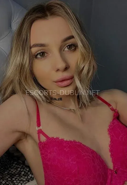 Photo of Linnéa - escort girl in Dublin 3