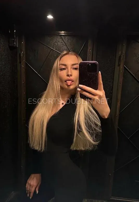 Photo of Caitlin - escort girl in Dublin 10