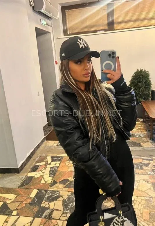 Photo of Alexa - escort girl in Dublin 1