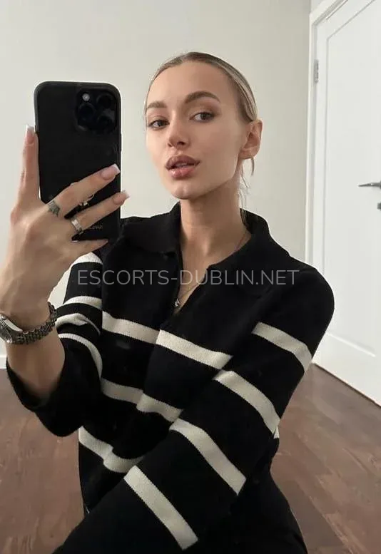 Photo of Carina - escort girl in Dublin 9
